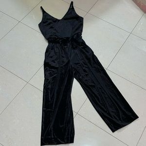 Black velvet jumpsuit // size 0P